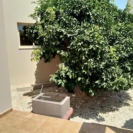 With Pool And Sea View! *