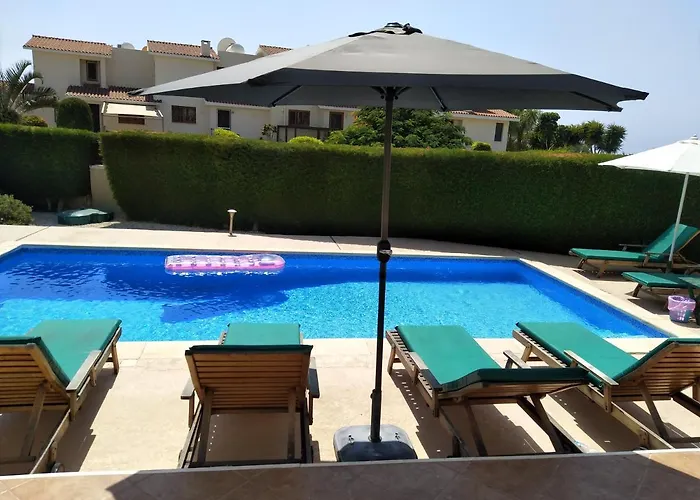 Vila With Pool And Sea View! *