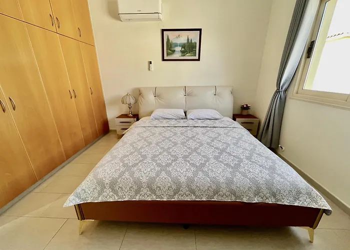 Vila With Pool And Sea View! *